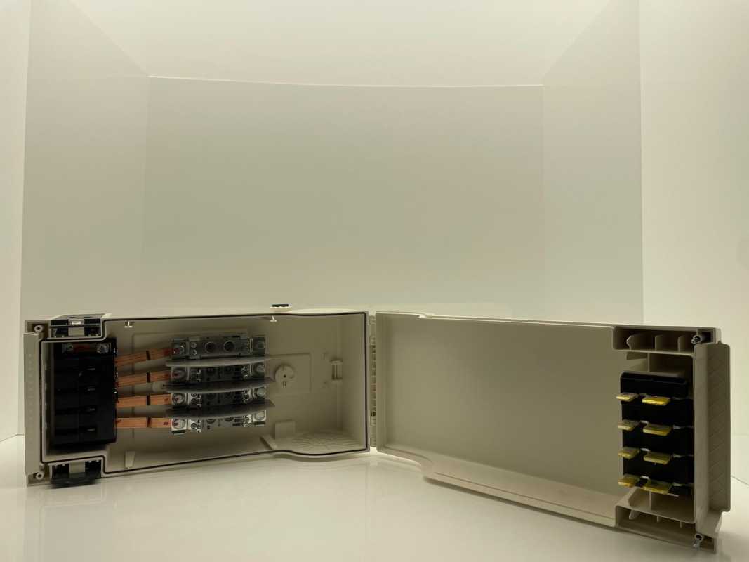 Schneider Electric Abgangskasten KSB100S­E4, NH00